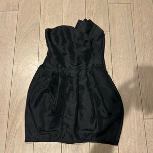 Women’s dress- short black dress